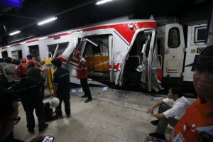 Kecelakaan KRL di Bekasi