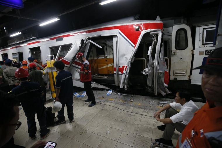 Kecelakaan KRL di Bekasi